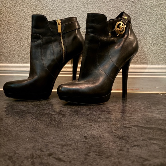 Michael Kors Black Heeled Boots with Gold Details - Picture 1 of 6